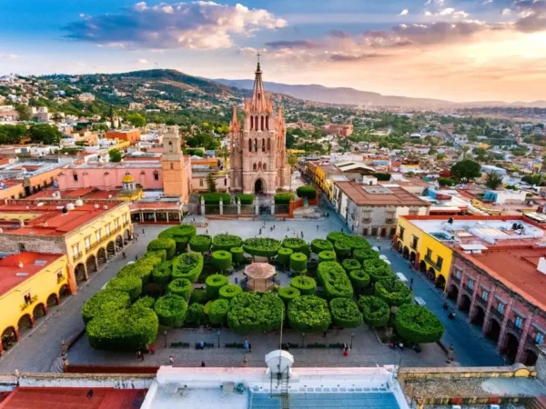 San Miguel de Allende Real Estate: A Guide to Investing in a Mexican Paradise San Miguel de Allende Real Estate: A Guide to Investing in a Mexican Paradise