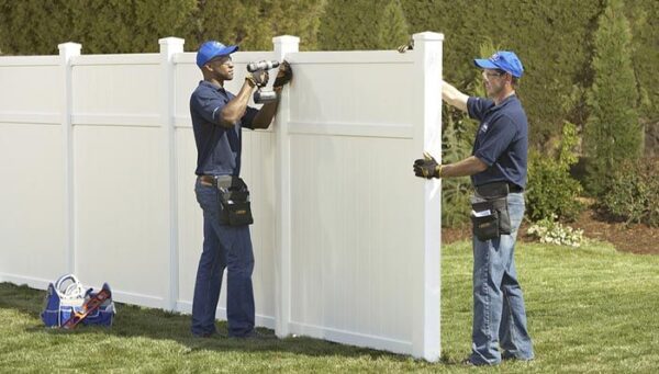 What is Vinyl Fence Installation?